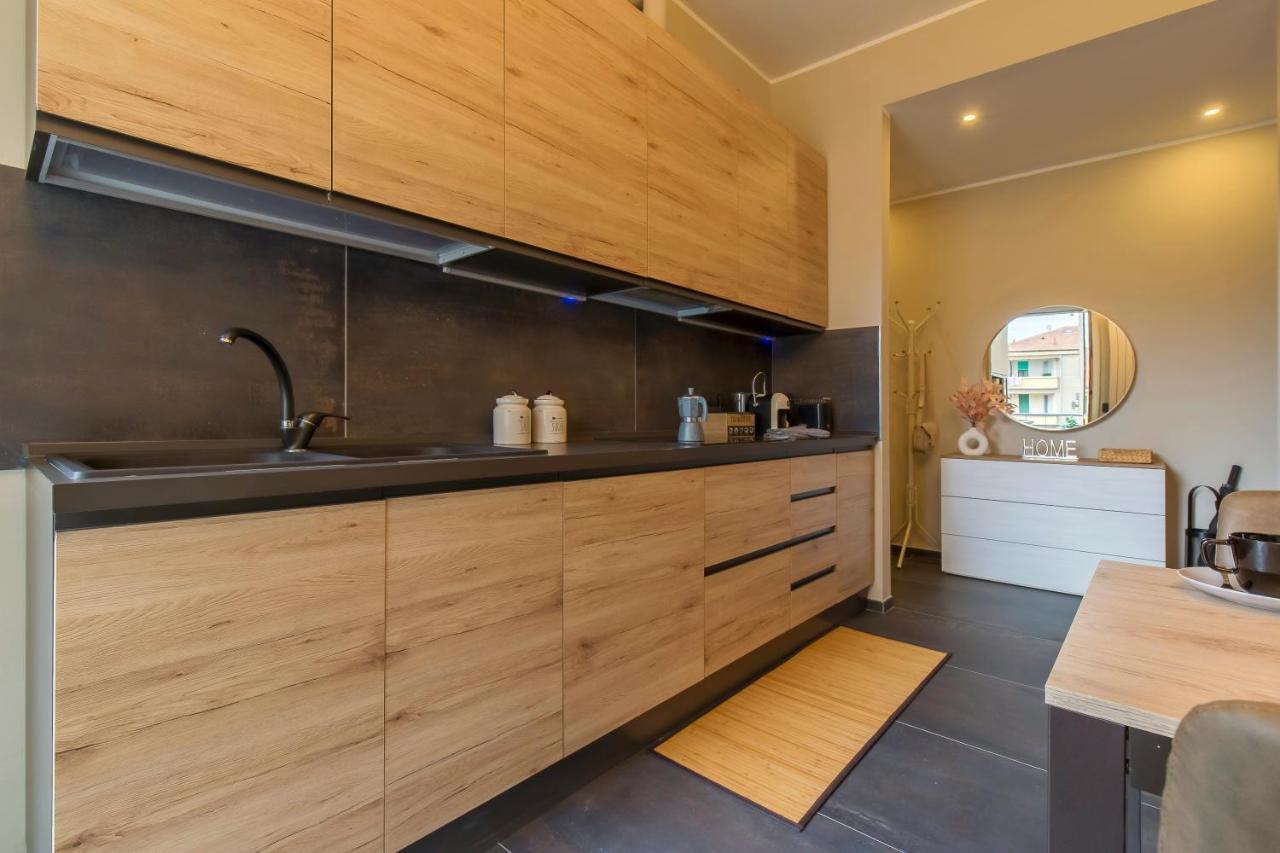 Modern & Bright 2 Bedroom Flat 50M From M4 Stop Milão Exterior foto