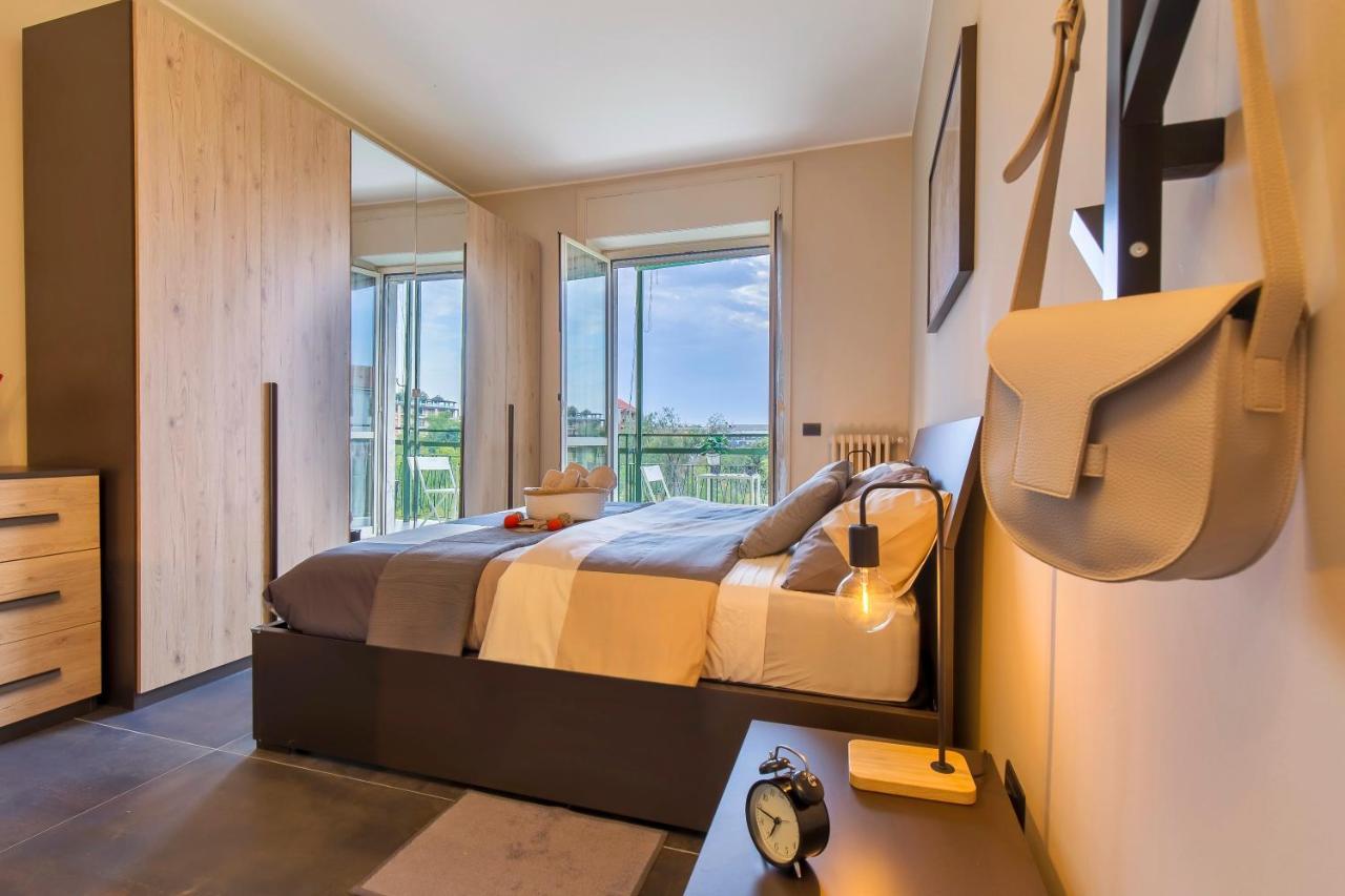 Modern & Bright 2 Bedroom Flat 50M From M4 Stop Milão Exterior foto